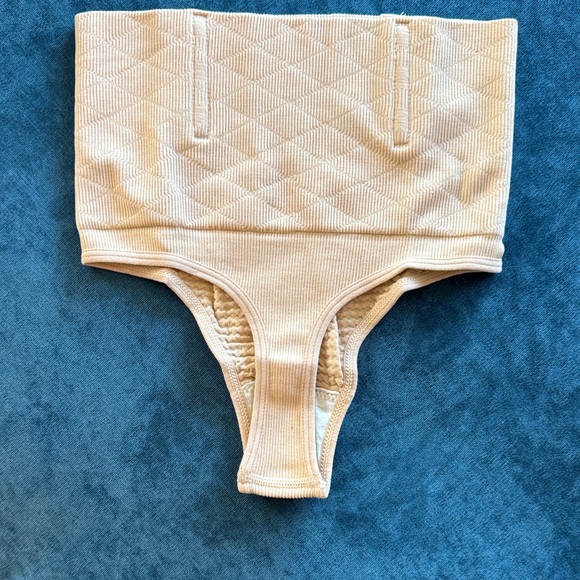 Cream Control Top Bottoms - Picture 2 of 2